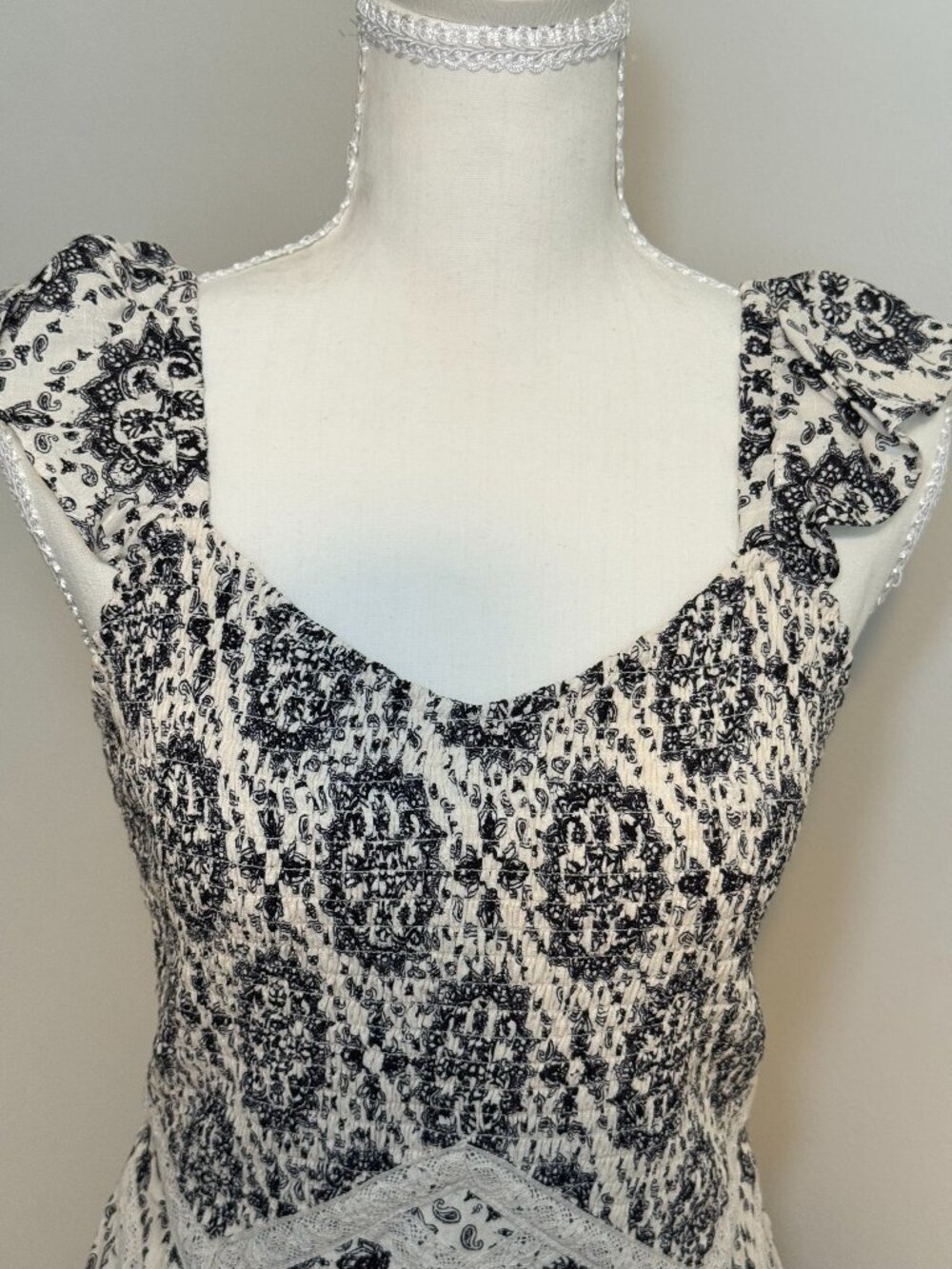 NWT Maurices Bare Medallion Ruffle Strap Midi Dress Size S - Picture 5 of 9